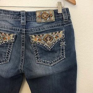 Miss Me 28 Capri Homemade Cropped Jeans Aztec Faux Flap Pockets Embellished